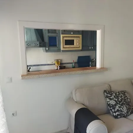 Appartement Piso Tres Dormitorios, Dos Banos, Garaje, Casco Urbano *