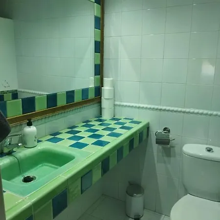 Piso Tres Dormitorios, Dos Banos, Garaje, Casco Urbano Appartement *